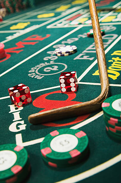 Professional dealer interaction Professional dealer at iosbet login blackjack table